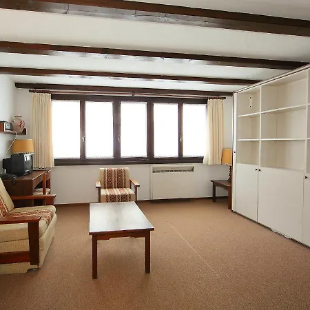 Apartment 33-1 *